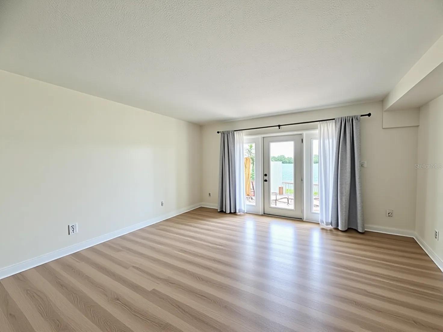 3751 Pompano Dr #3751, Saint Petersburg, FL 33705 photo