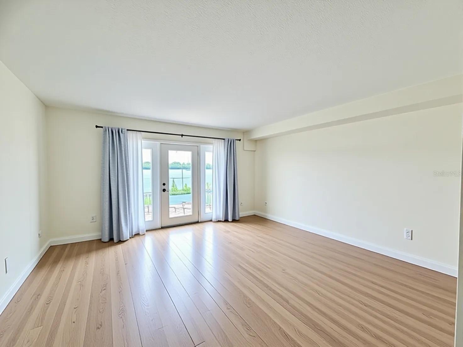 3751 Pompano Dr #3751, Saint Petersburg, FL 33705 photo