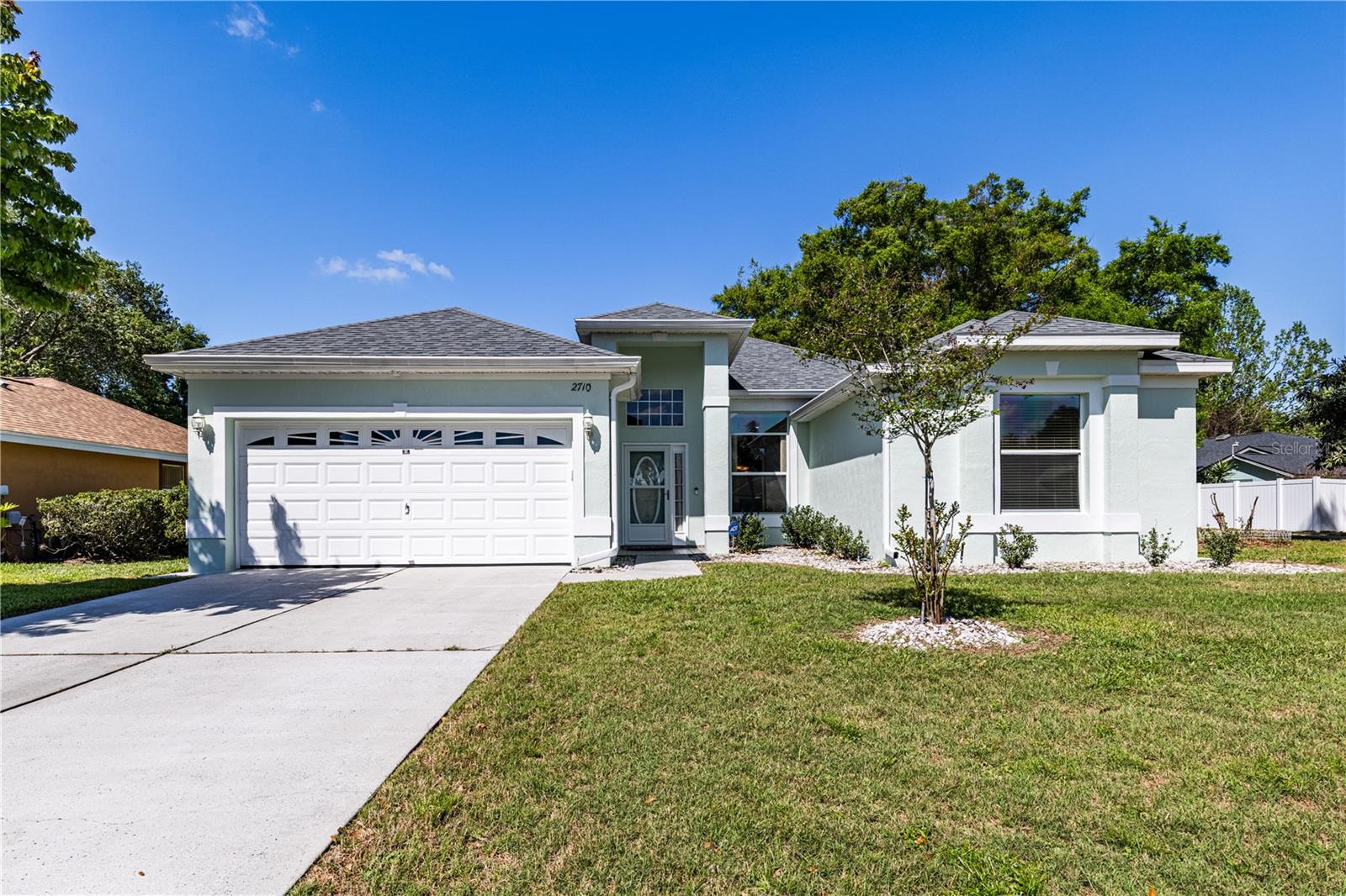 2710 Autumn Ln, Eustis, FL 32726