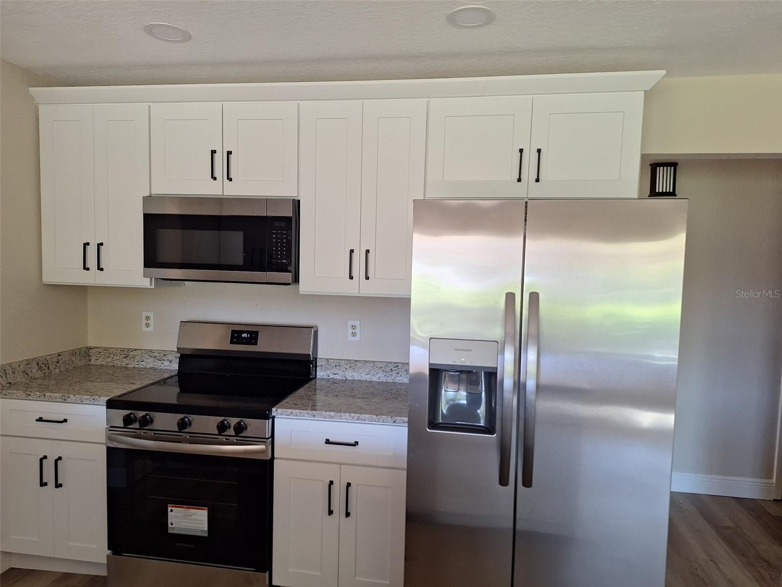 1350 Glengarry Dr, Palm Harbor, FL 34684 photo
