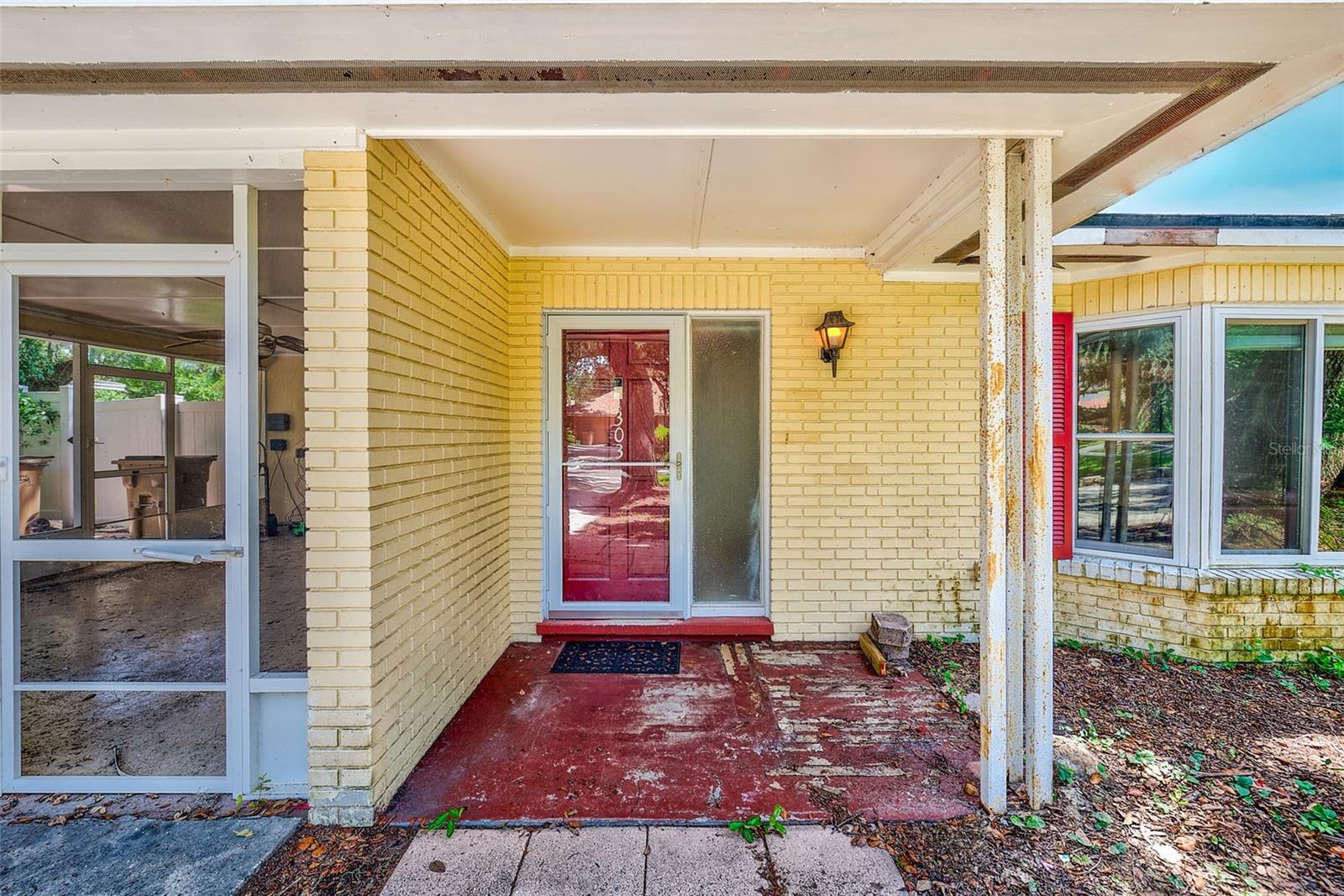 303 Saint Augustine Ave, Temple Terrace, FL 33617 photo