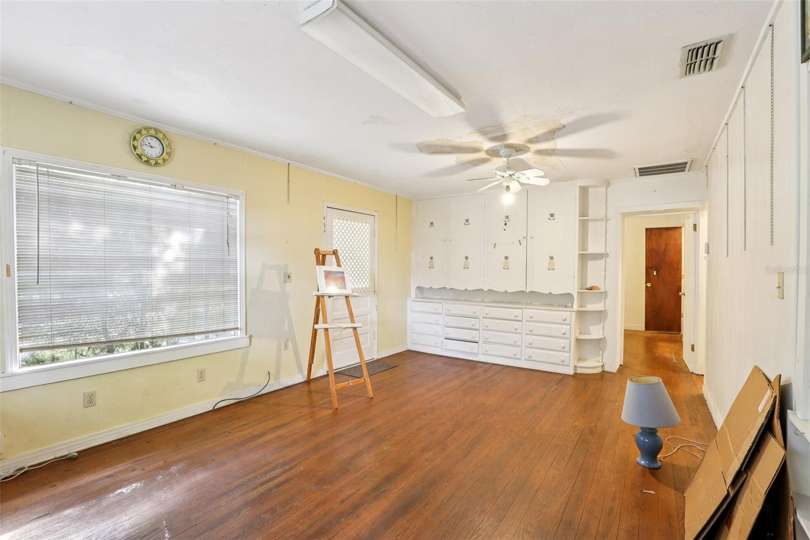 38025 13 Ave, Zephyrhills, FL 33542 photo