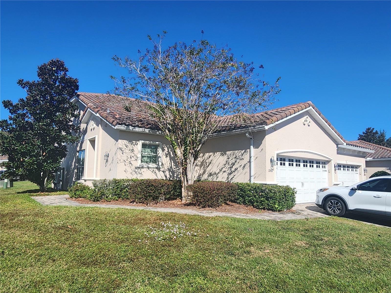 2852 Eastham Ln, Kissimmee, FL 34741 photo