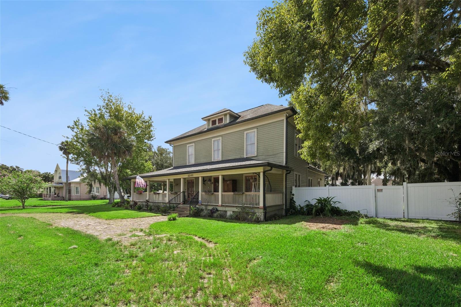 2201 Celery Ave, Sanford, FL 32771 photo