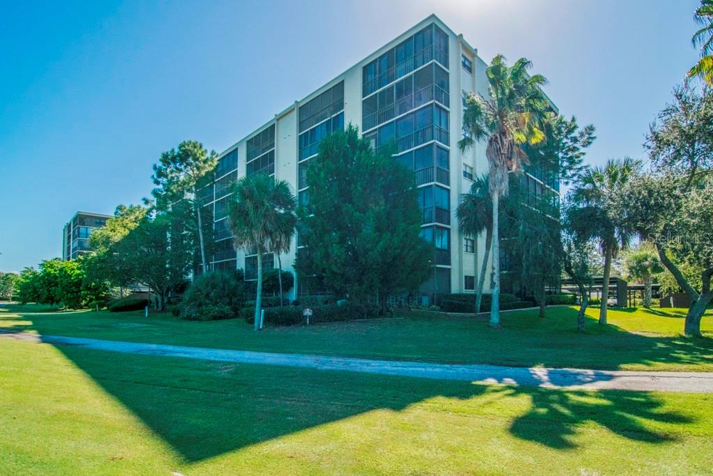3300 Cove Cay Dr #1 C, Clearwater, FL 33760 photo