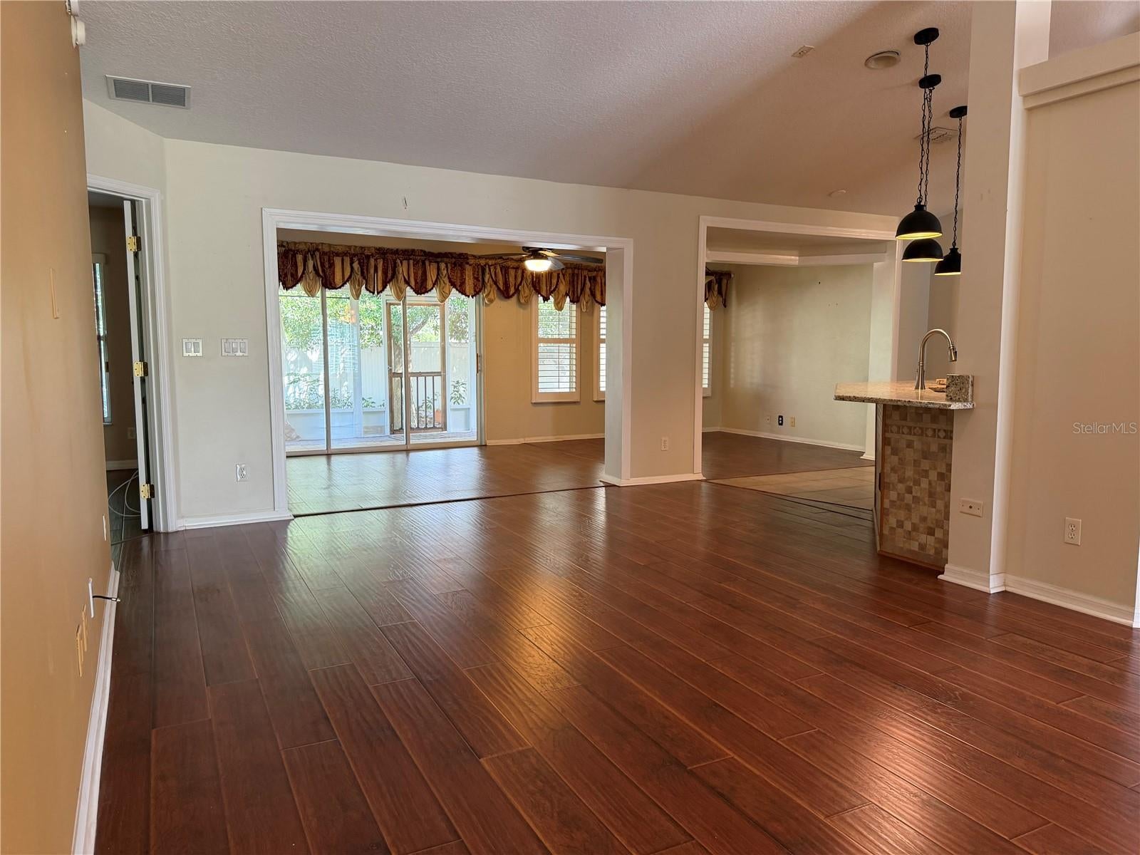 8447 SW 60 Ct, Ocala, FL 34476 photo