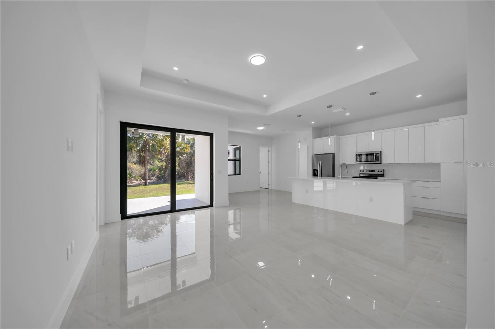 4703 Sara Ave, Lehigh Acres, FL 33971 photo