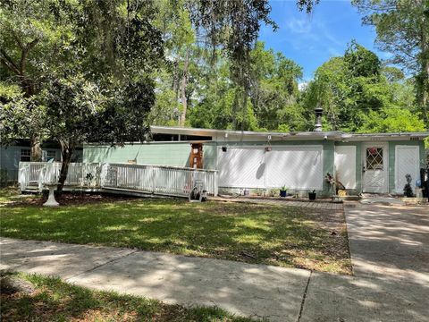 Single Family Residence in GAINESVILLE FL 2603 NE 12TH STREET.jpg
