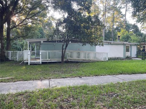 Single Family Residence in GAINESVILLE FL 2603 NE 12TH STREET.jpg