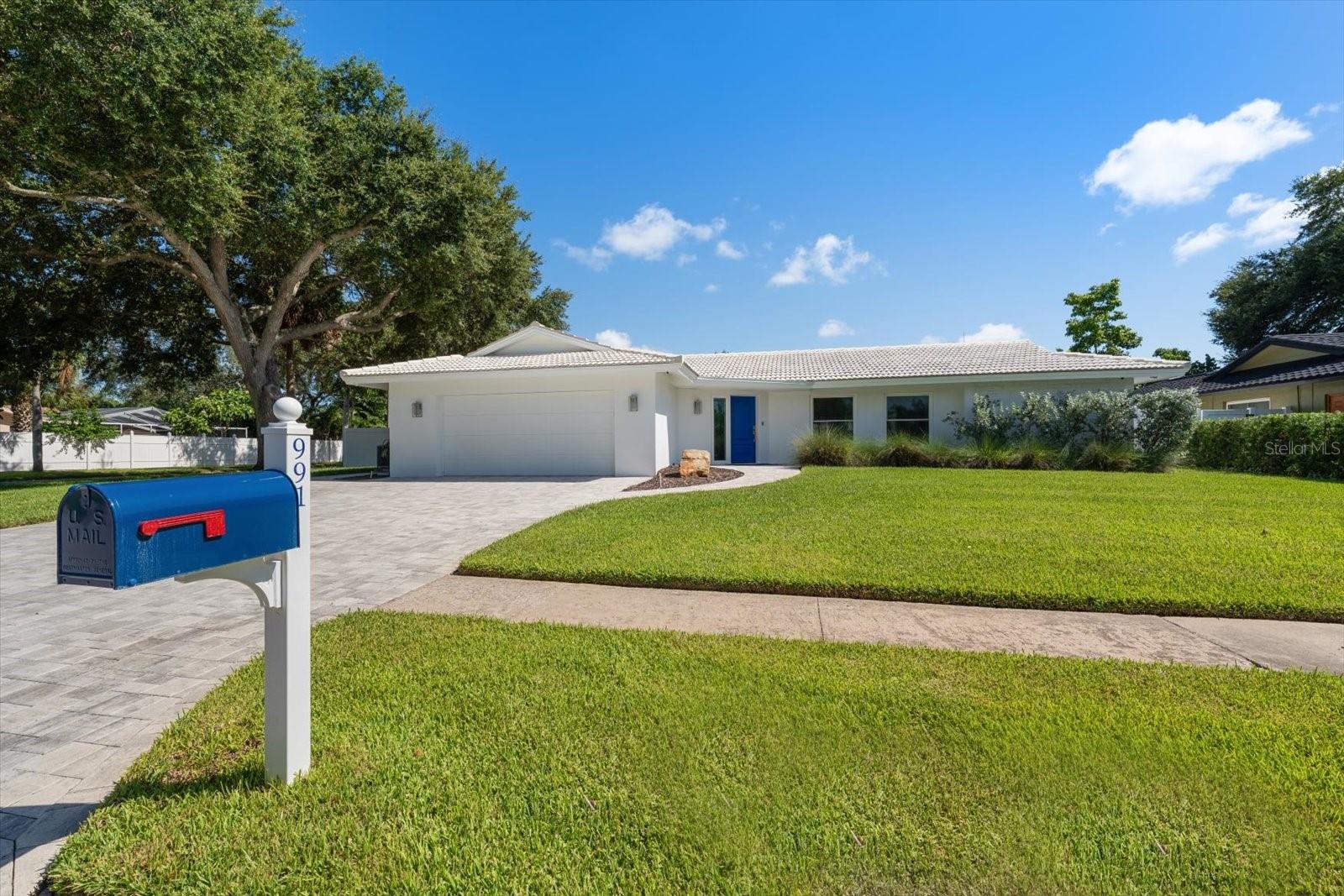 991 Mclean St, Dunedin, FL 34698