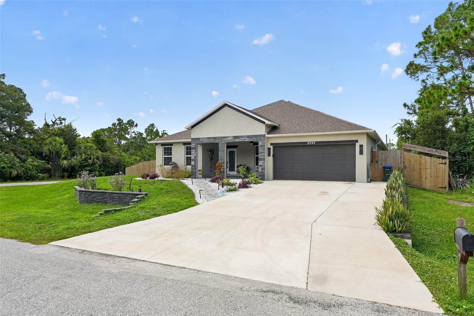 2595 Hagoplan Ln, North Port, FL 34288 photo
