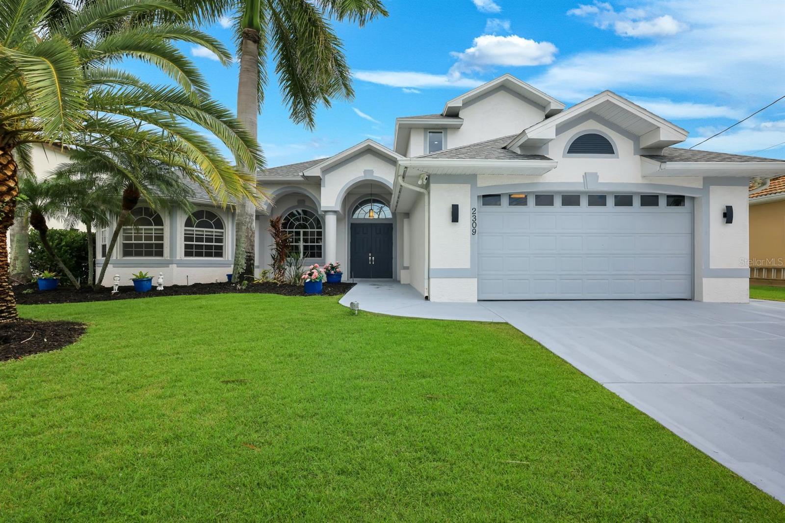 2309 SE 20 Pl, Cape Coral, FL 33990 photo