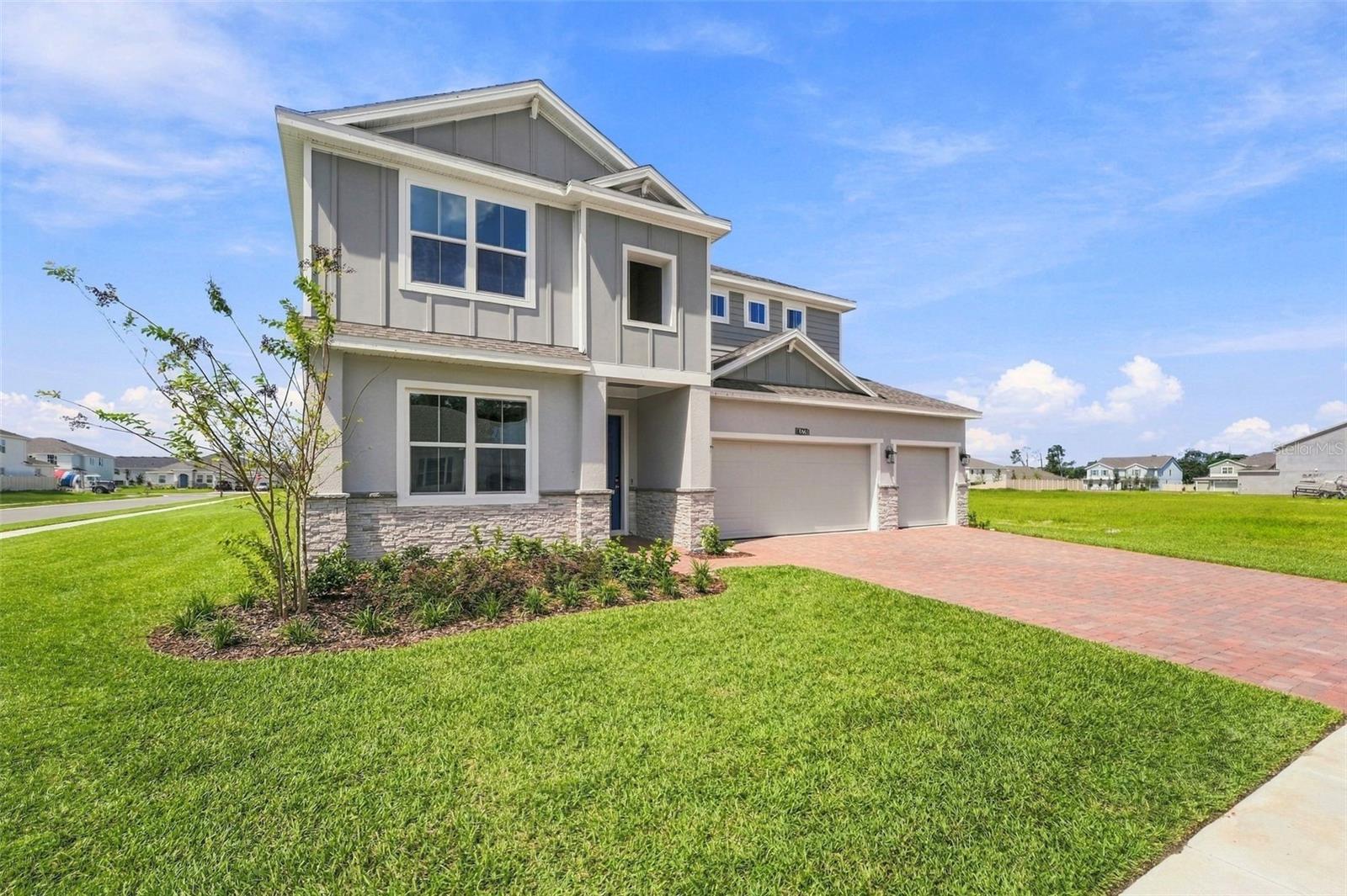 5860 Sierra Crown St, Mount Dora, FL 32757 photo