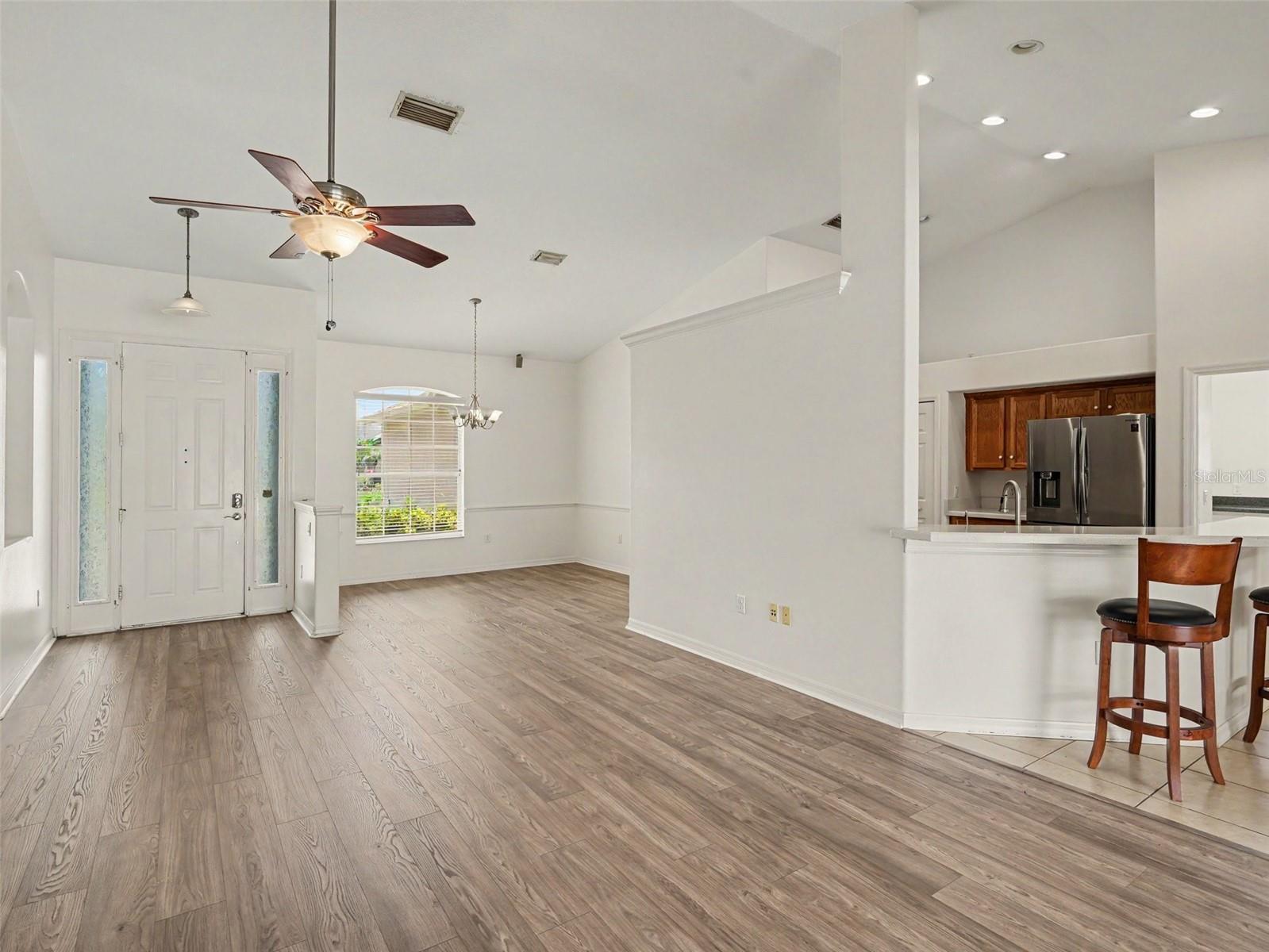 535 Planters Manor Way, Bradenton, FL 34212 photo