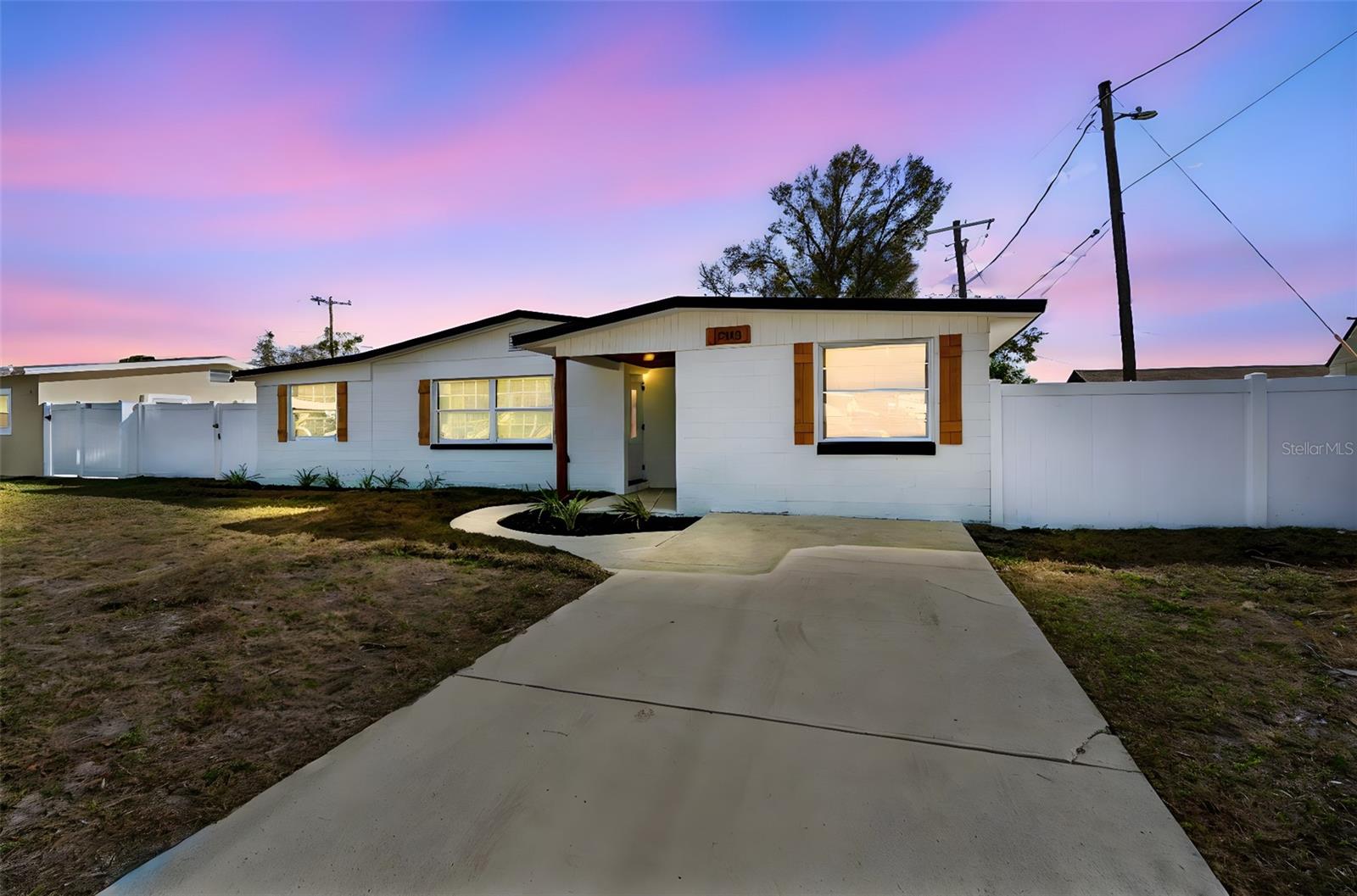 7910 Powhatan Ave, Tampa, FL 33615