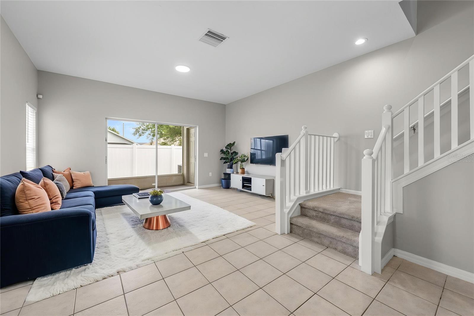 12948 Kings Crossing Dr, Gibsonton, FL 33534 photo