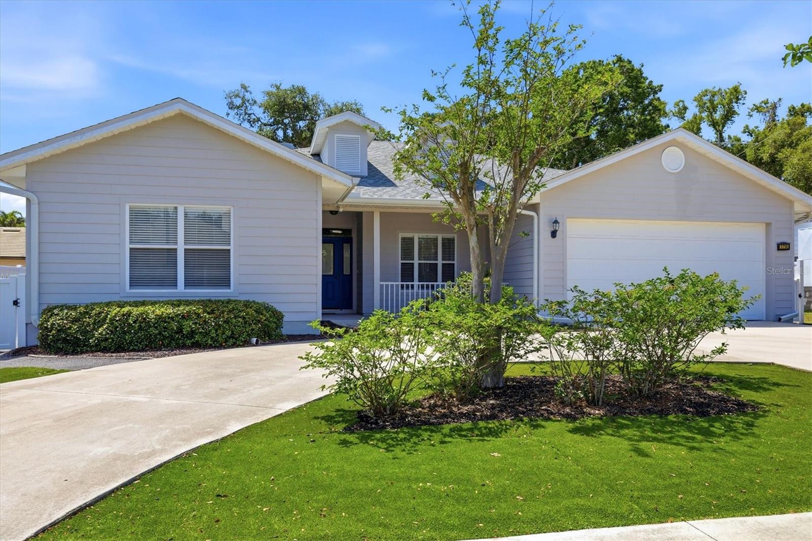 1714 Waldemere St, Sarasota, FL 34239 photo