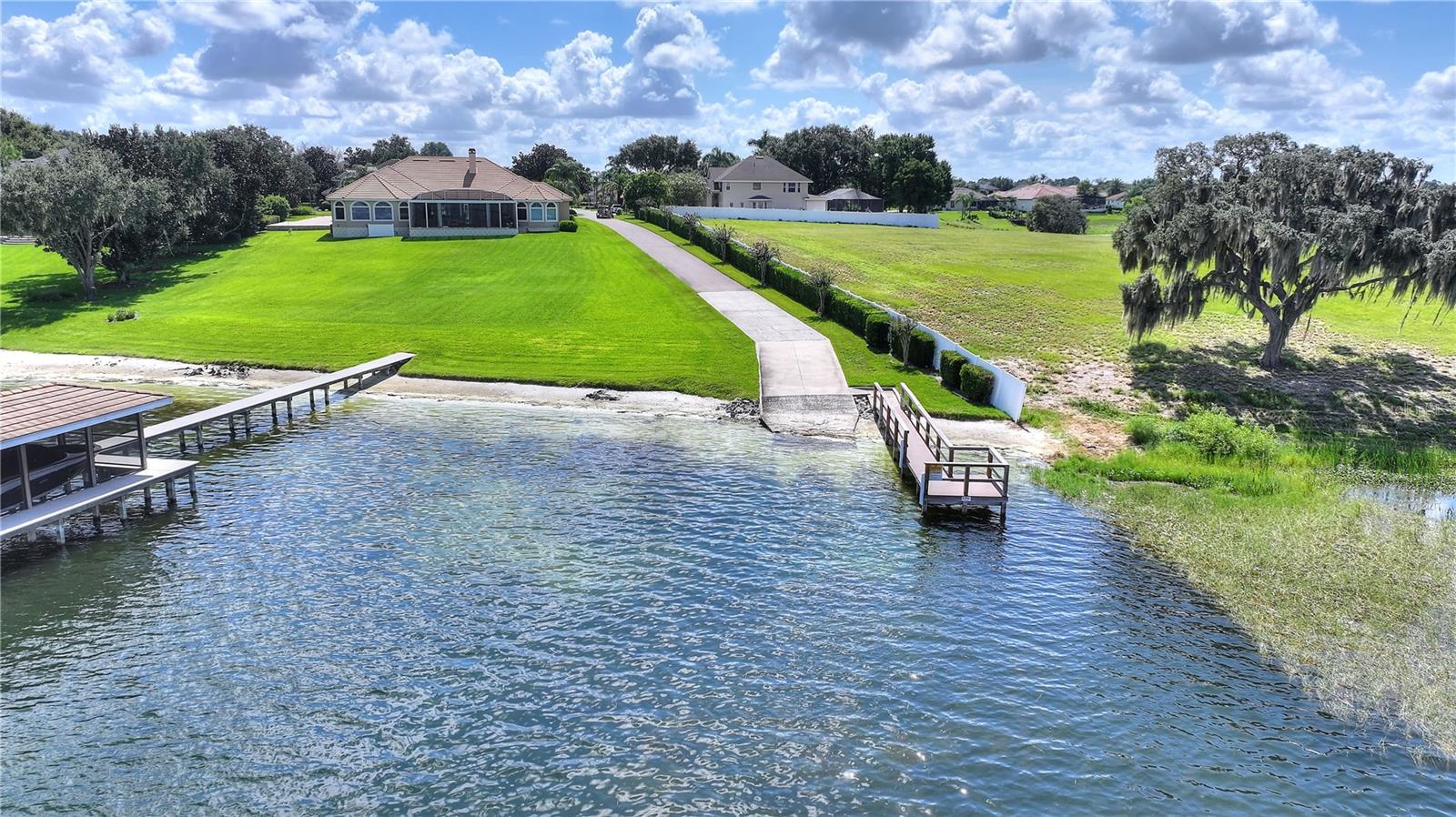 9469 Waterford Oaks Dr, Winter Haven, FL 33884 photo