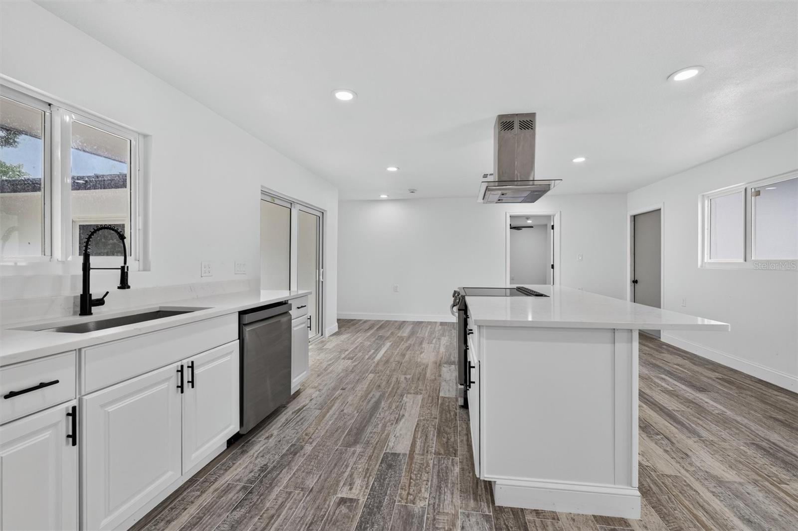 801 Marlin Dr, Punta Gorda, FL 33950 photo