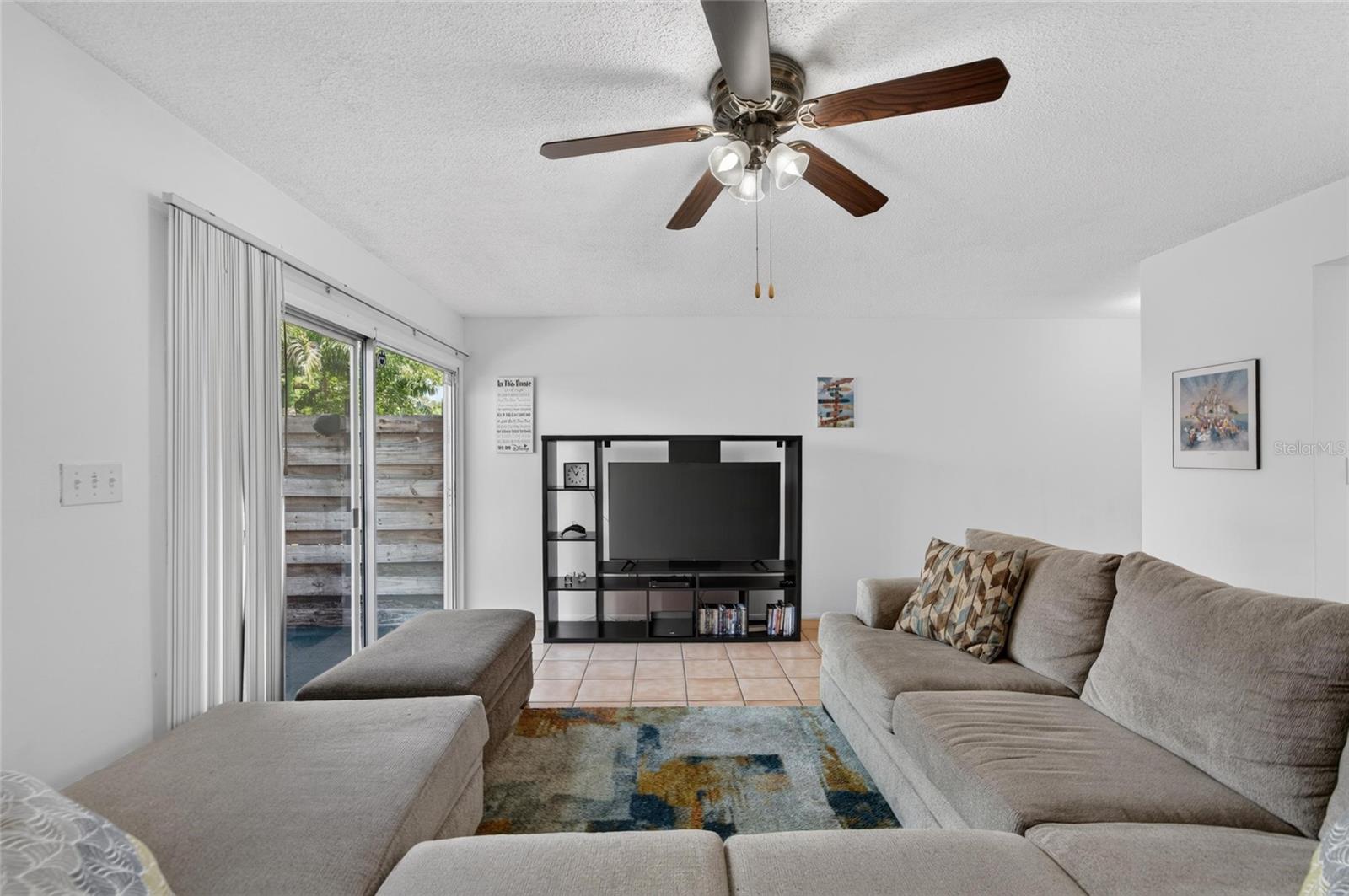 1131 Longfellow Rd, Sarasota, FL 34243 photo