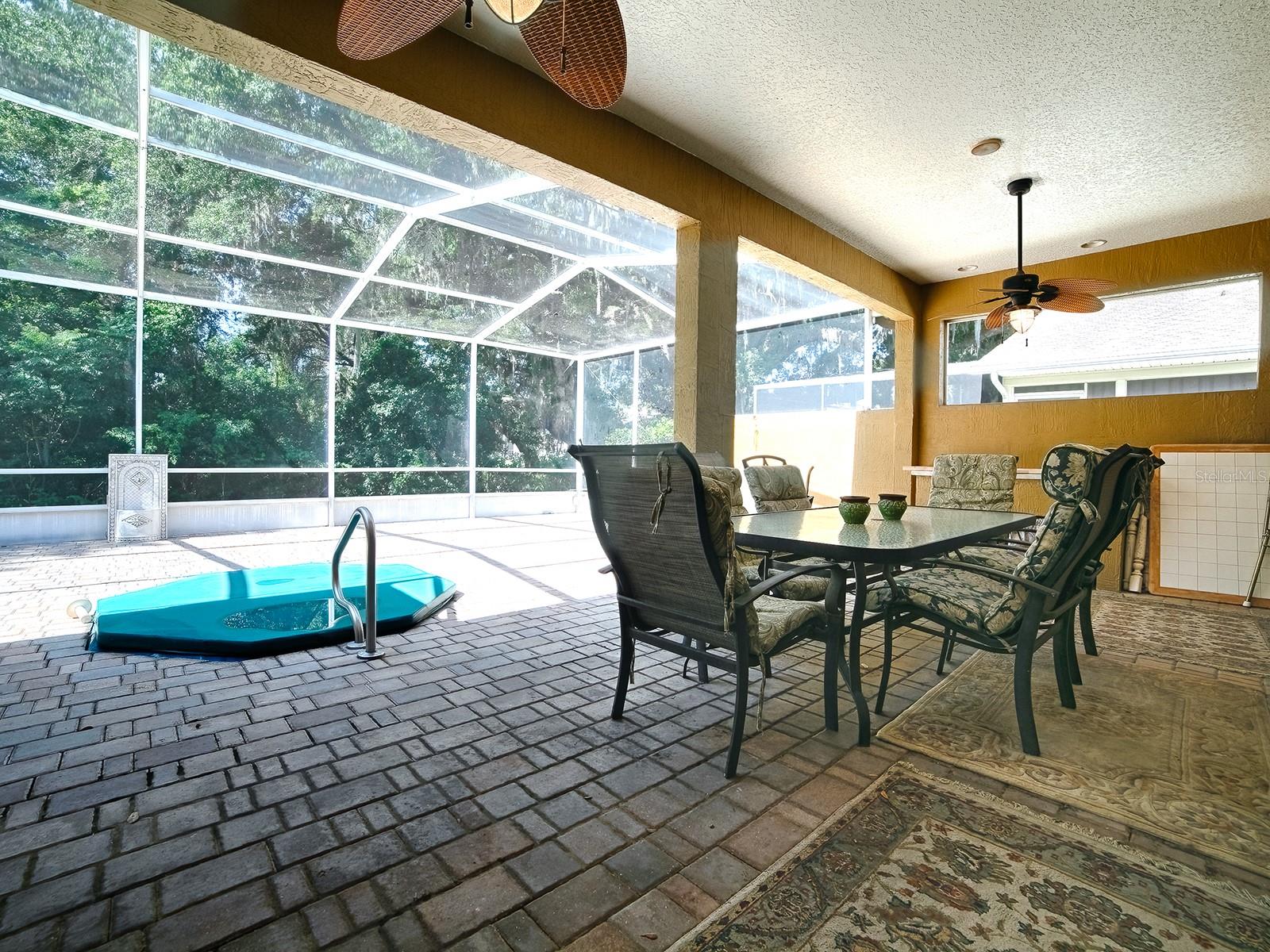 830 Oaks Ln, Leesburg, FL 34748 photo