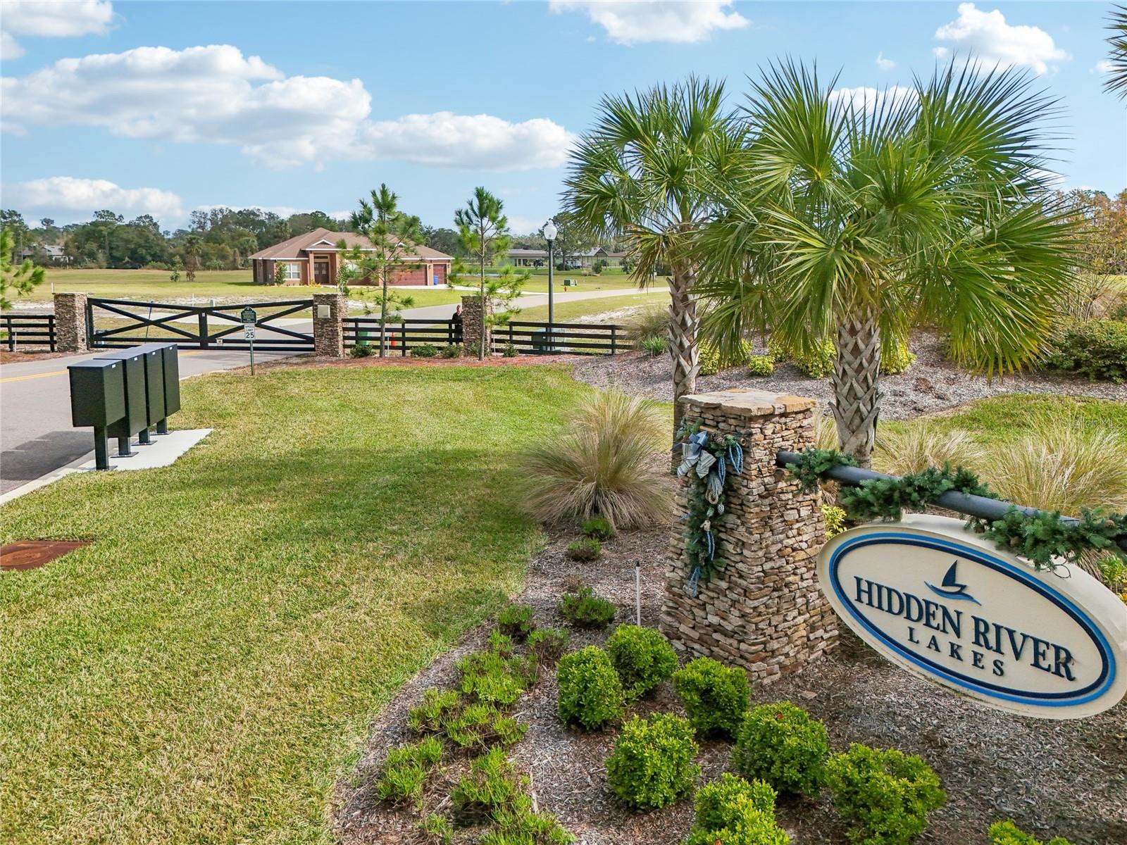 3412 Lake Diane Rd, Tavares, FL 32778 photo