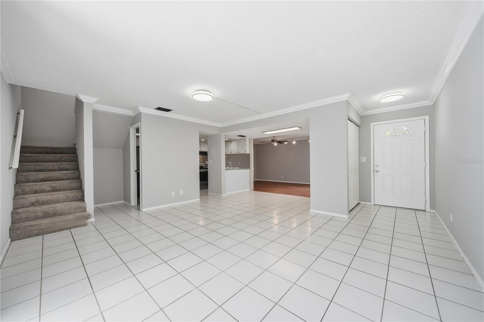 912 Byron Ln #5 C, Sarasota, FL 34243 photo