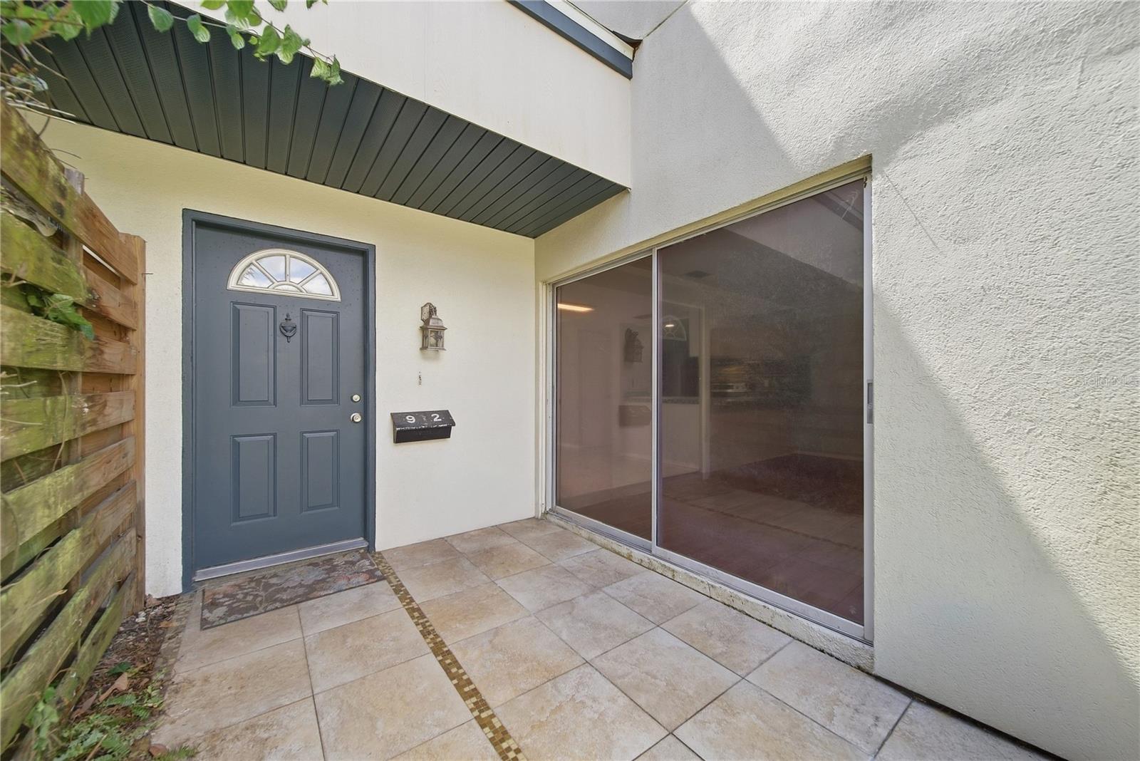 912 Byron Ln #5 C, Sarasota, FL 34243 photo