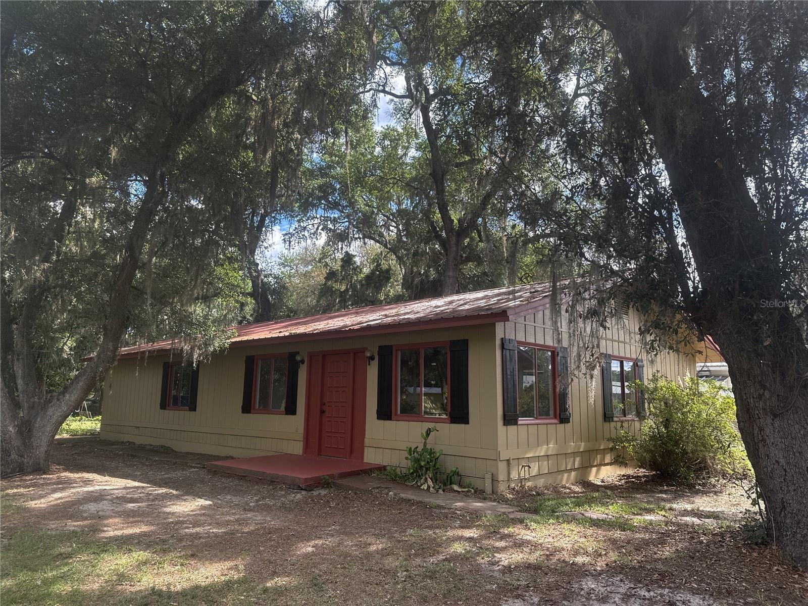 11345 188 Ave, Ocklawaha, FL 32179