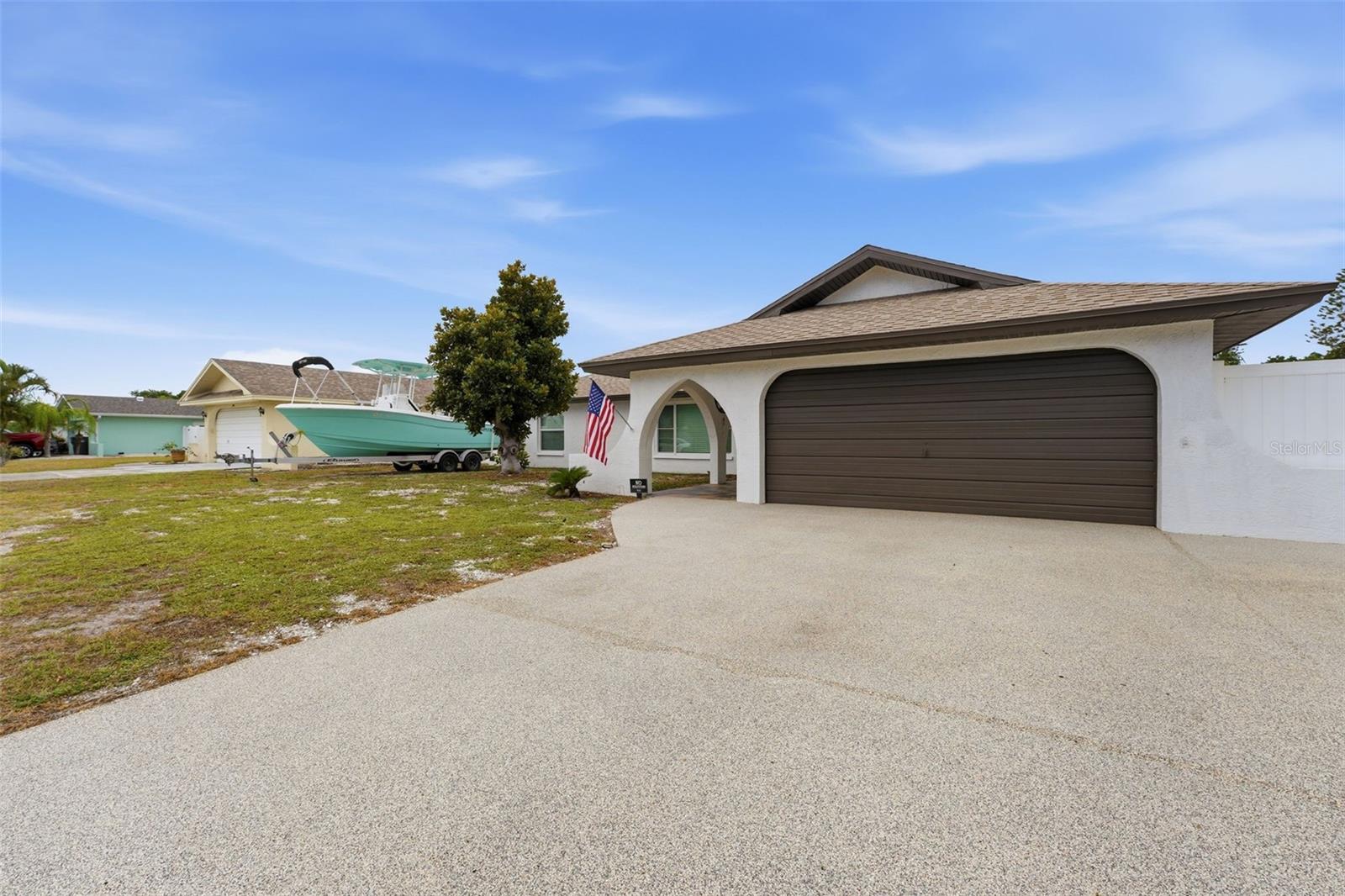6020 10 Ave, Bradenton, FL 34209