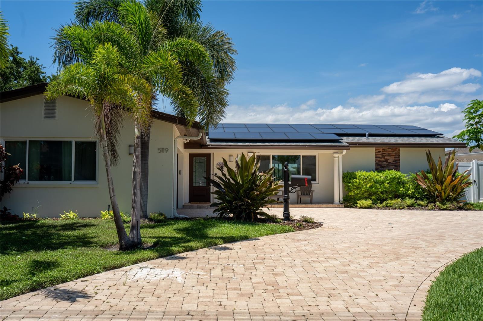 5119 Venetian Blvd, Saint Petersburg, FL 33703 photo