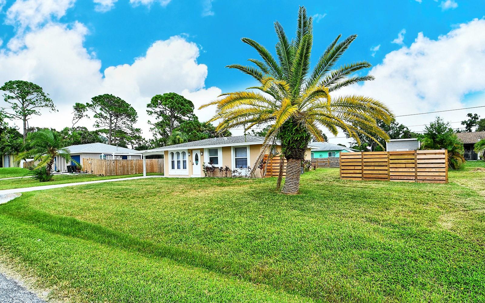 307 Southland Rd, Venice, FL 34293 photo