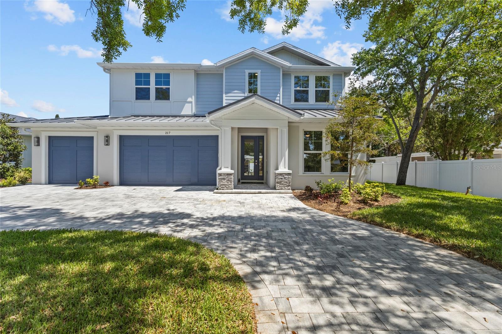 217 Shade Ave, Sarasota, FL 34237