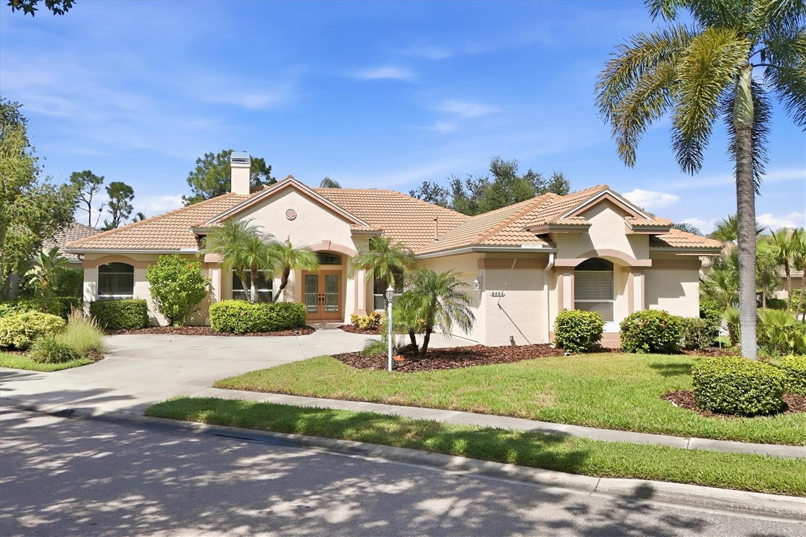 8404 Misty Morning Ct, Lakewood Ranch, FL 34202 photo