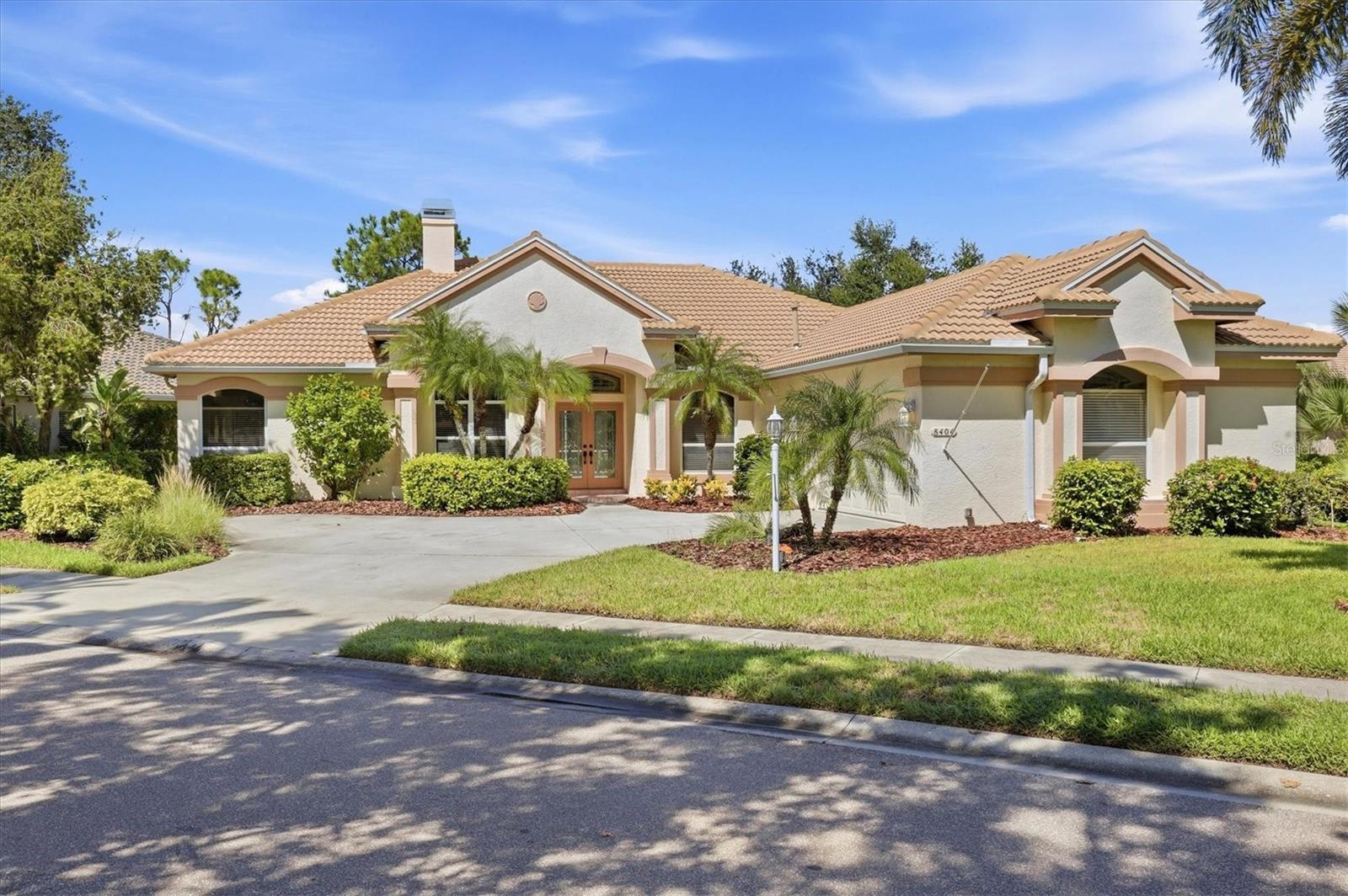 8404 Misty Morning Ct, Lakewood Ranch, FL 34202 photo