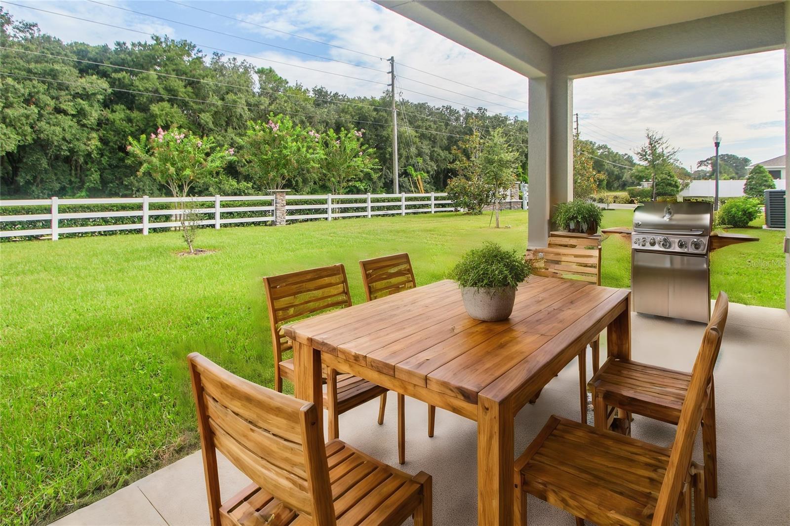 5208 Meadow Song Dr, Okahumpka, FL 34762 photo