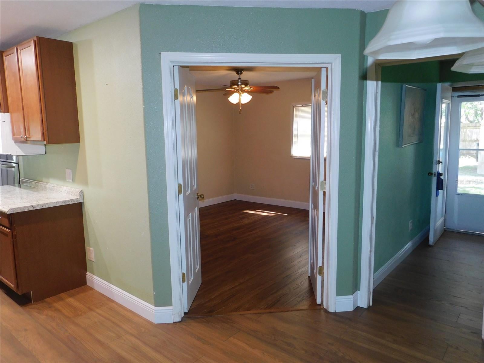 112 Husek St, Masaryktown, FL 34604 photo