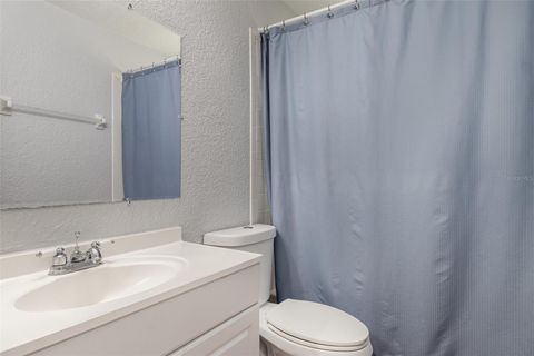 Single Family Residence in EAGLE LAKE FL 530 S ORANGE COURT 15.jpg