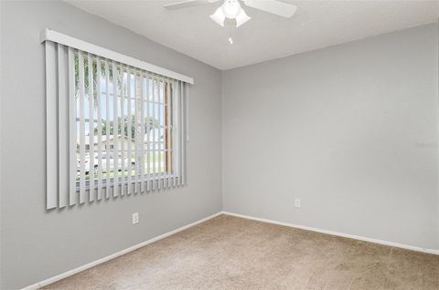 Single Family Residence in EAGLE LAKE FL 530 S ORANGE COURT 16.jpg