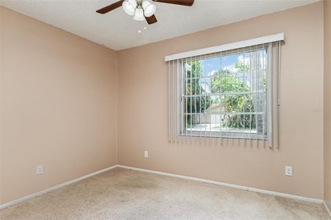 Single Family Residence in EAGLE LAKE FL 530 S ORANGE COURT 11.jpg