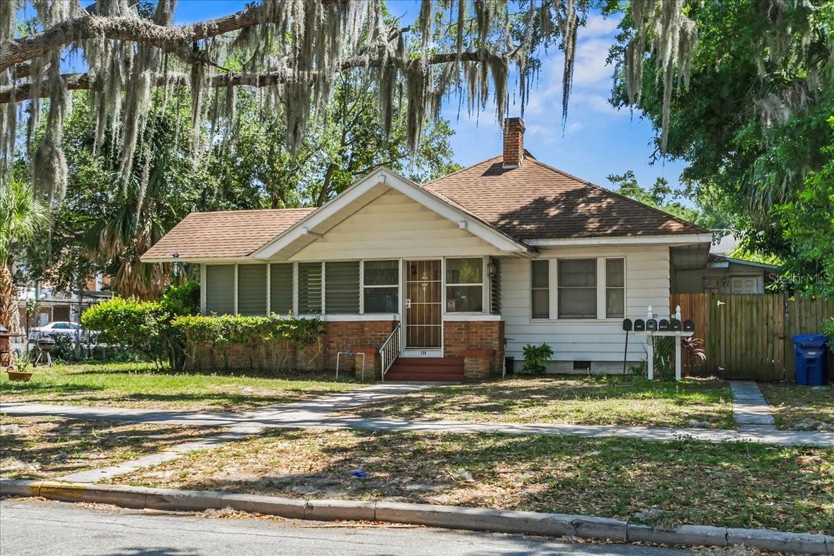 724 Central Ave, Winter Haven, FL 33880