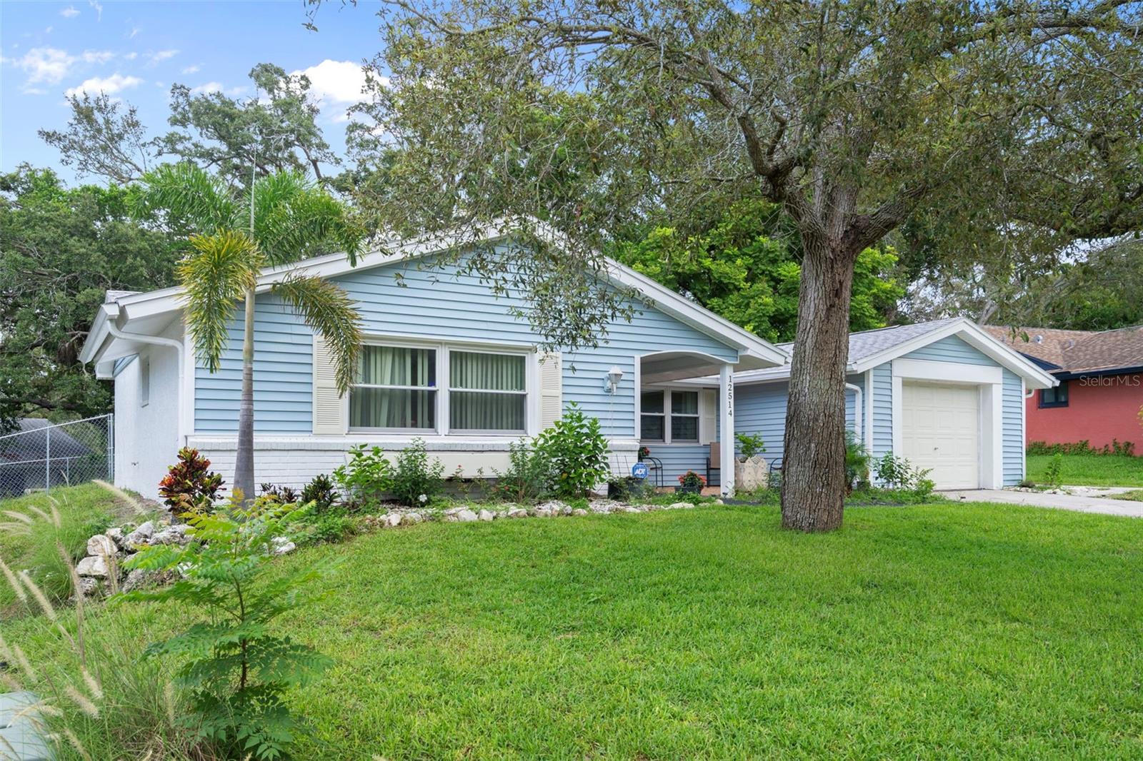 12514 Coffee Hill Row, Hudson, FL 34667 photo