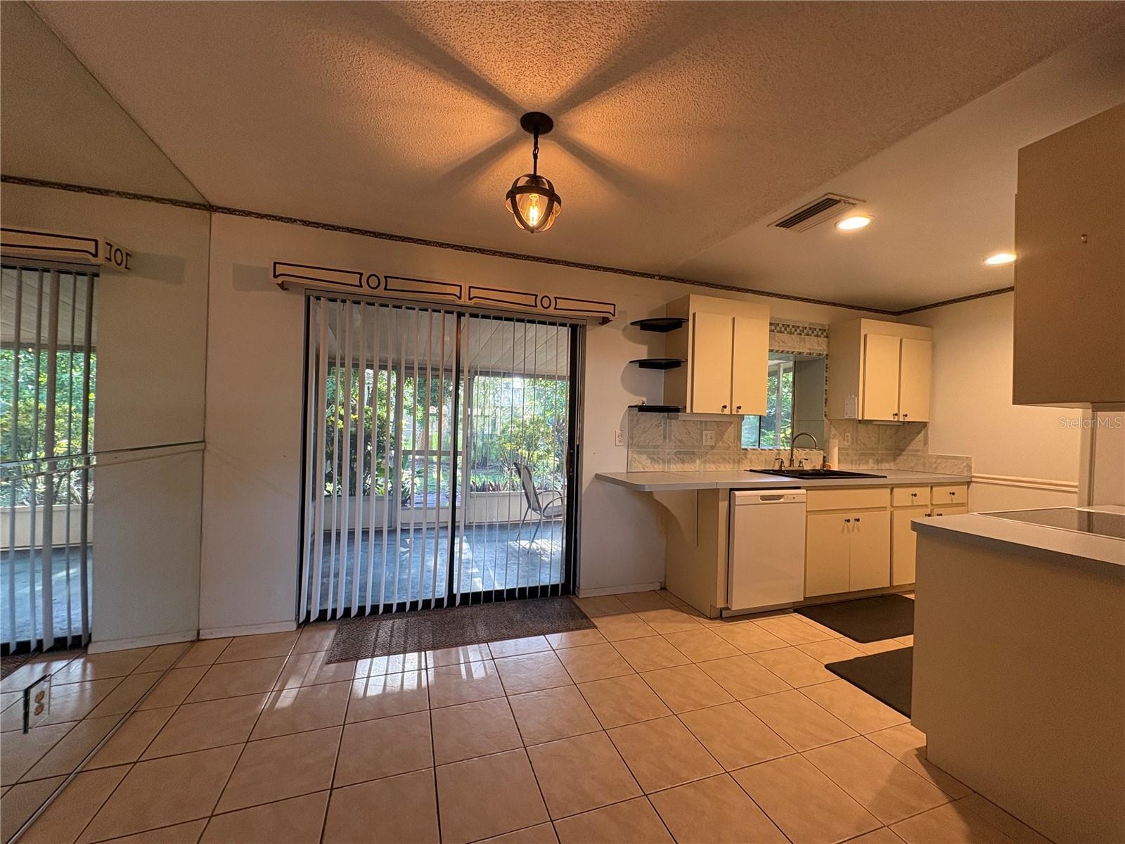 3925 Allan Pl, Sarasota, FL 34241 photo