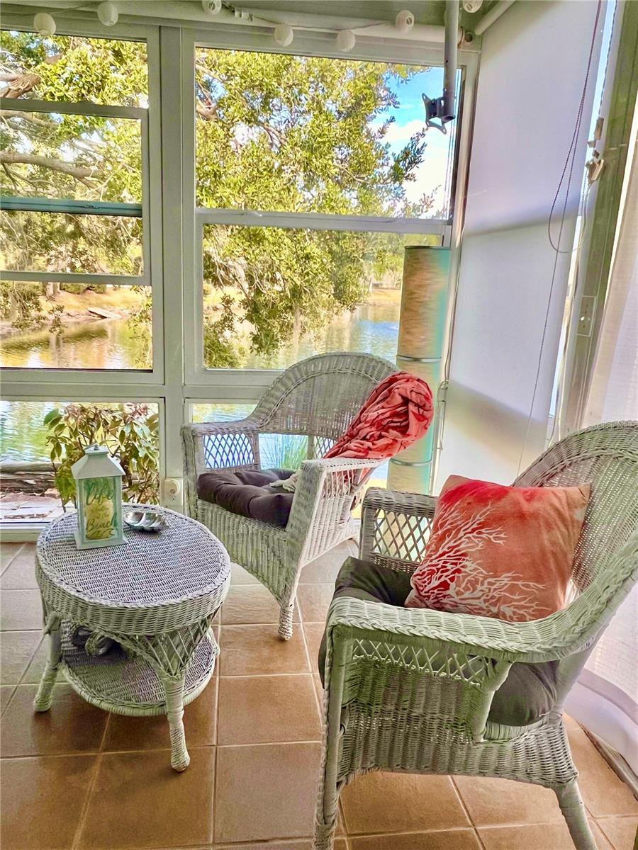 7801 Ontario Street Cir, Sarasota, FL 34243 photo
