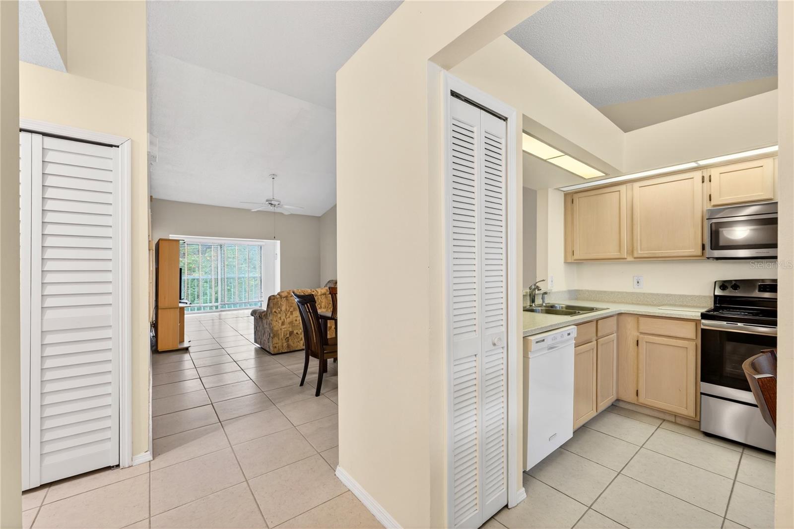 13917 Timberland Dr #201, Orlando, FL 32824 photo