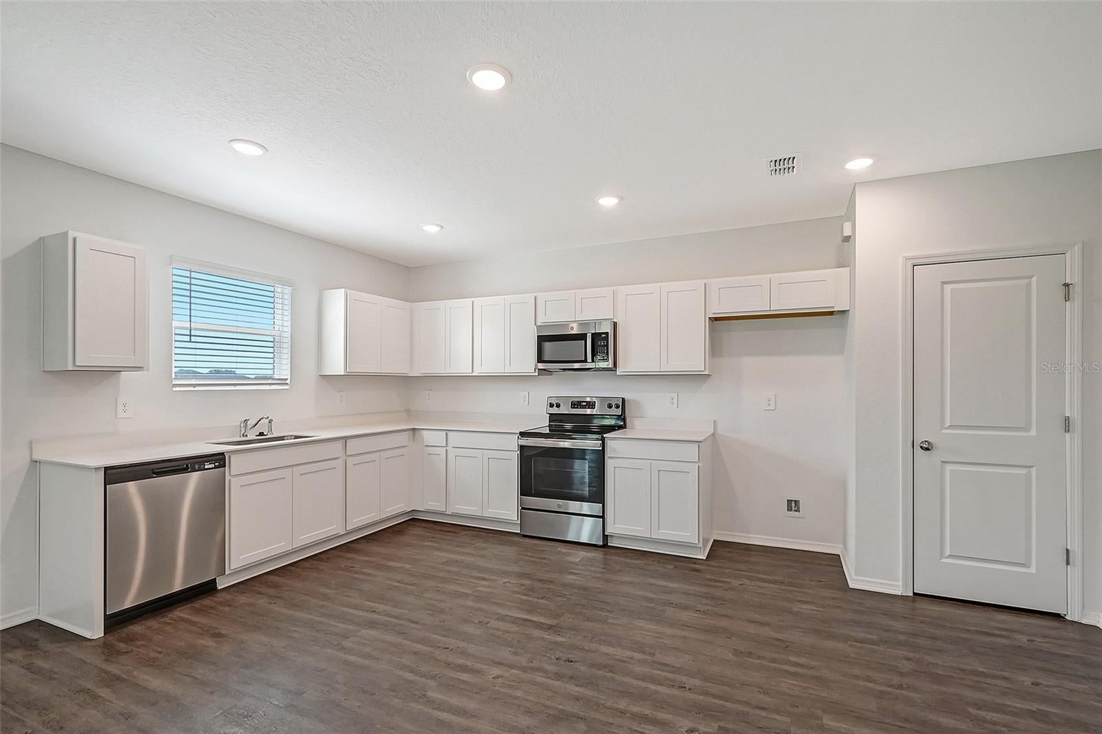 11391 Lake Louisa Terrace, Sarasota, FL 34241 photo