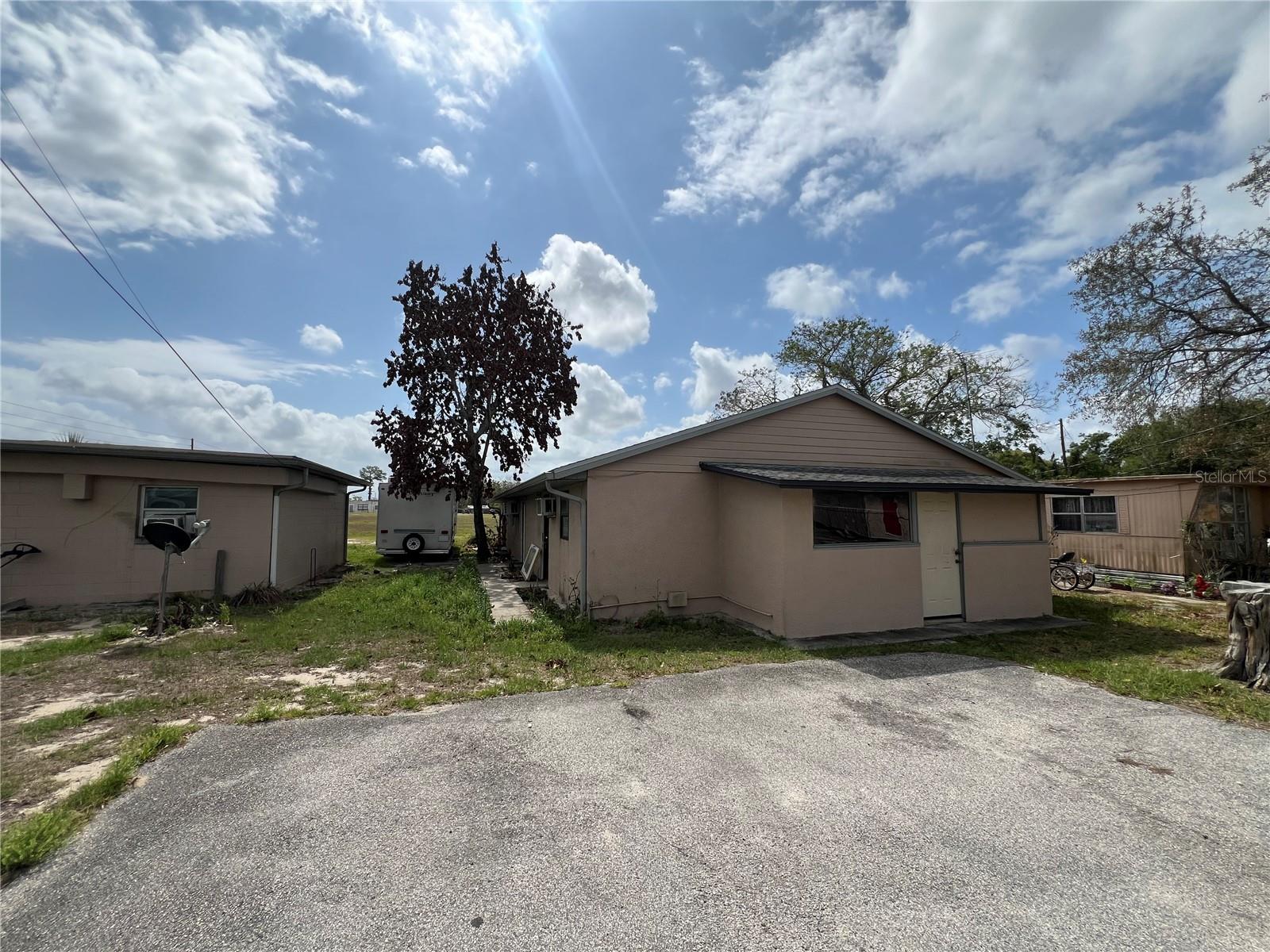 617 E Myers Blvd, Mascotte, FL 34753 photo