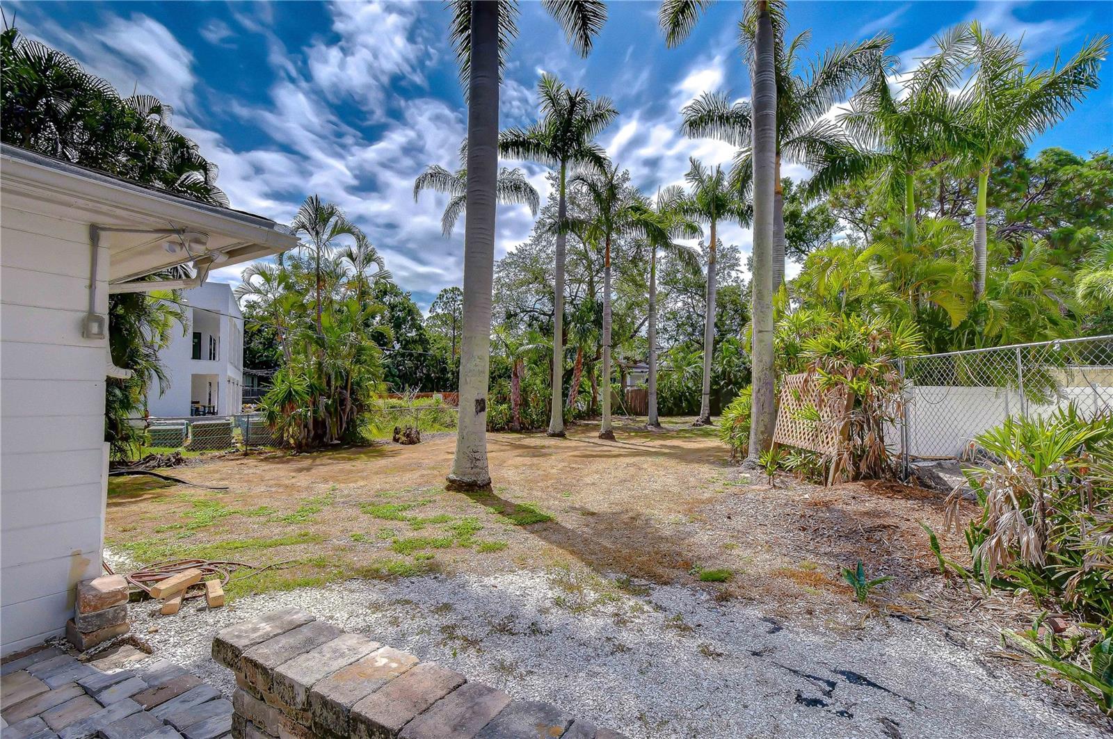 5006 W Dickens Ave, Tampa, FL 33629 photo