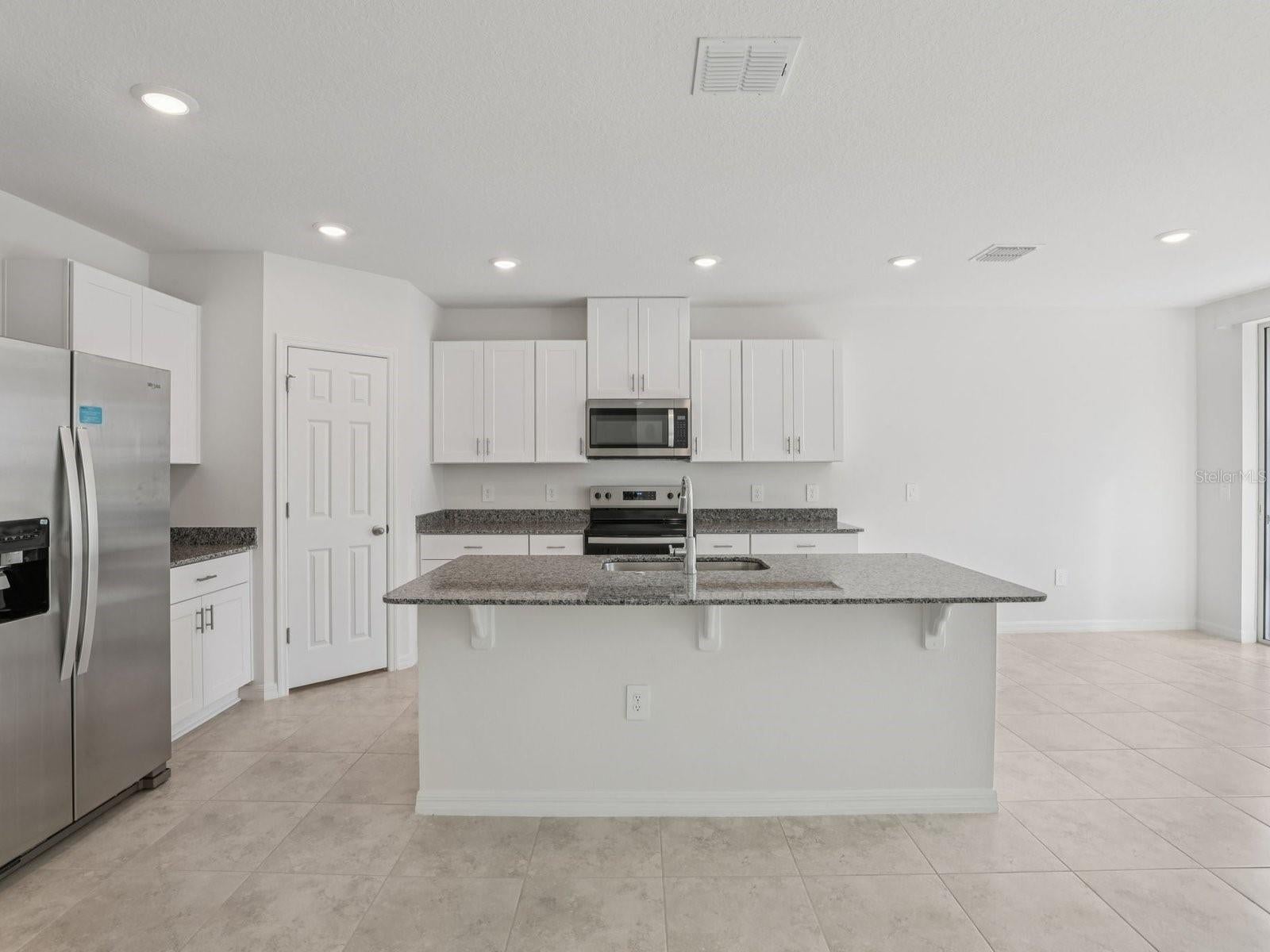 2896 Wild Olive Dr, Saint Cloud, FL 34772 photo