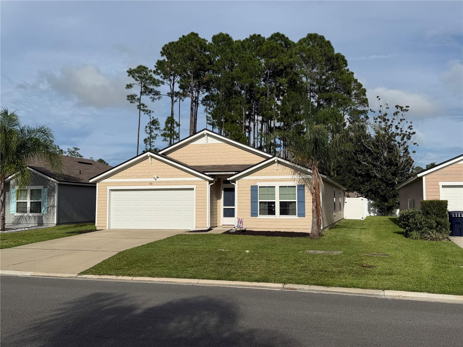 703 Grand Reserve Dr, Bunnell, FL 32110 photo